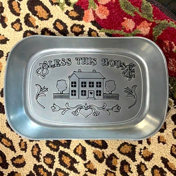 WILTON ARMETALE FOOD SERVING TRAY - Picture 1 of 3